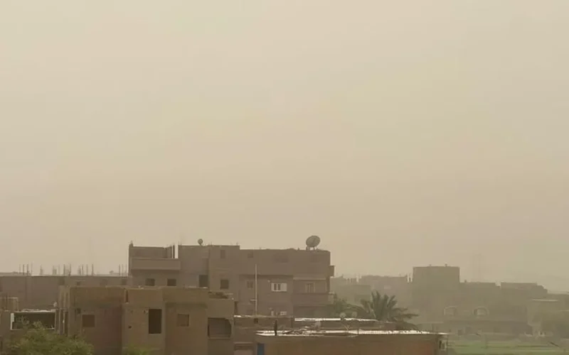 تحذير الأرصاد.. رياح قوية تثير الرمال والأتربة بجميع المحافظات